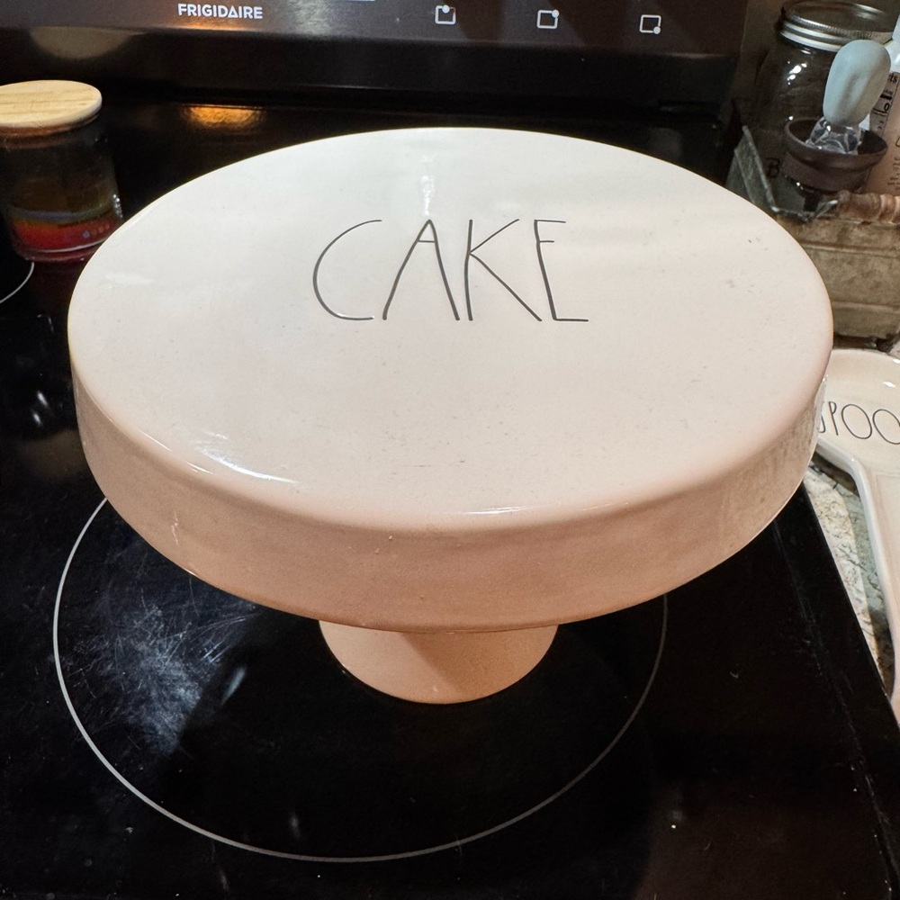 Rae Dunn Cake Stand